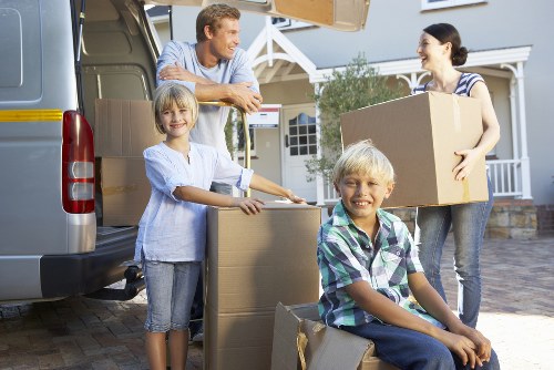Residential moving support for flats and houses in Addington