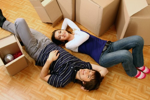 Local movers handling access and parking challenges during an Addington relocation